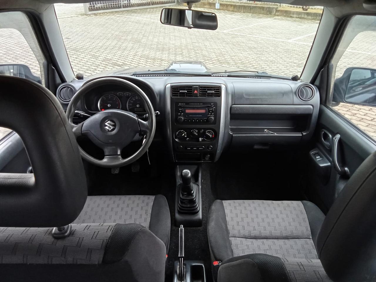 Suzuki Jimny 1.5 DDiS cat 4WD JLX