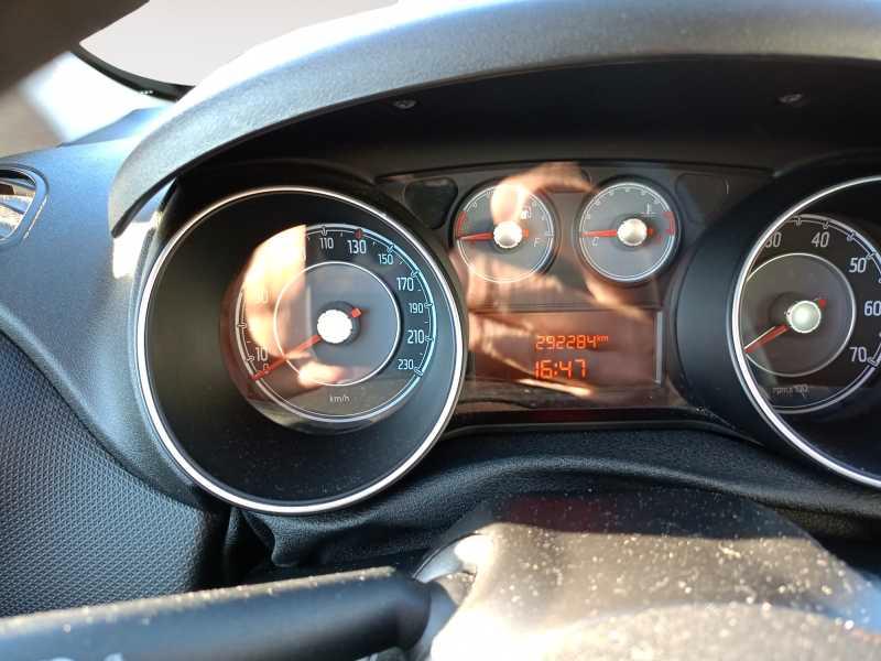 FIAT Punto 5p 1.4 natural power Virgin Radio 70c