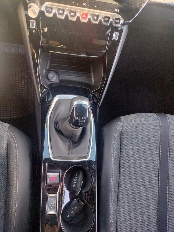 Peugeot 2008 2008 PureTech 100 S&S Allure