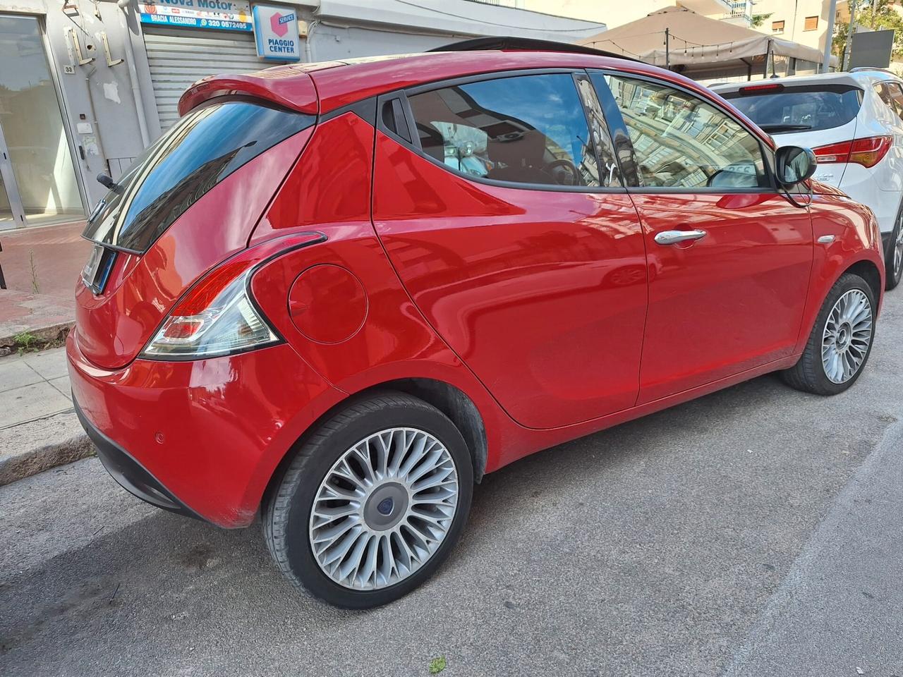 Lancia Ypsilon 1.3 MJT 16V 95 CV 5 porte S&S Platinum