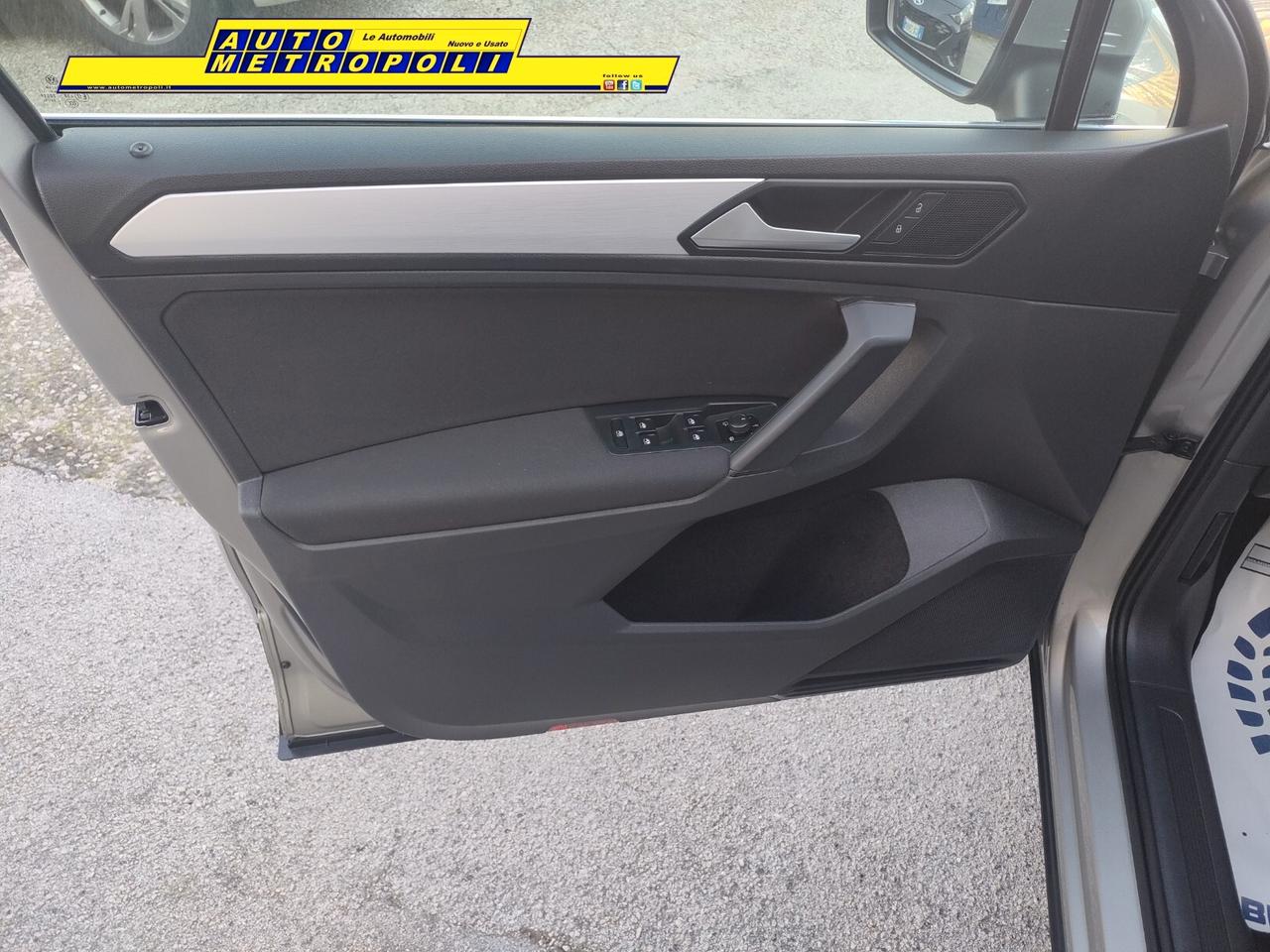 Volkswagen Tiguan 2.0 150cv TDI DSG Business (Automatica)