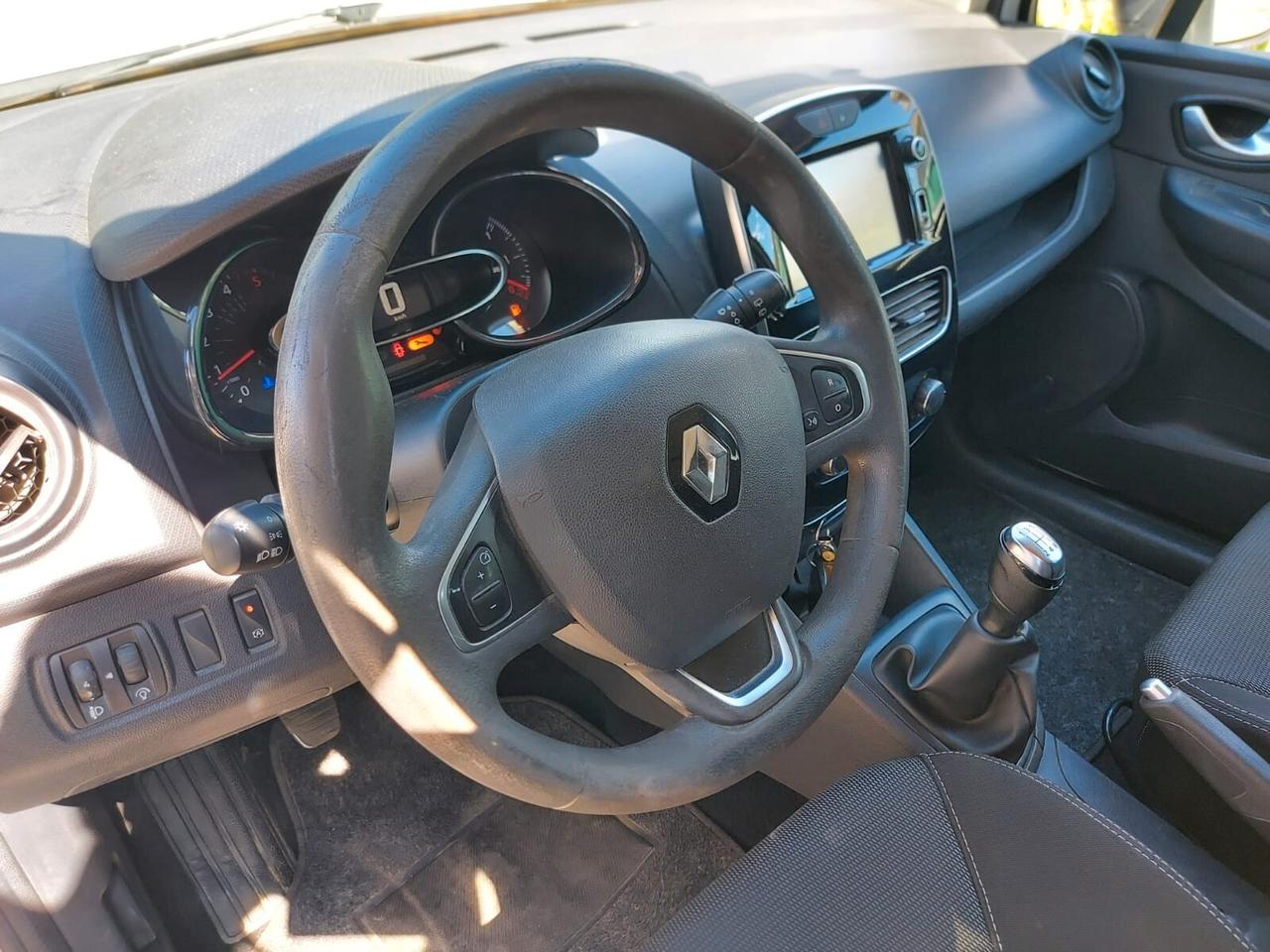 Renault Clio 8V 75CV VAN AUTOCARRO 2 POSTI