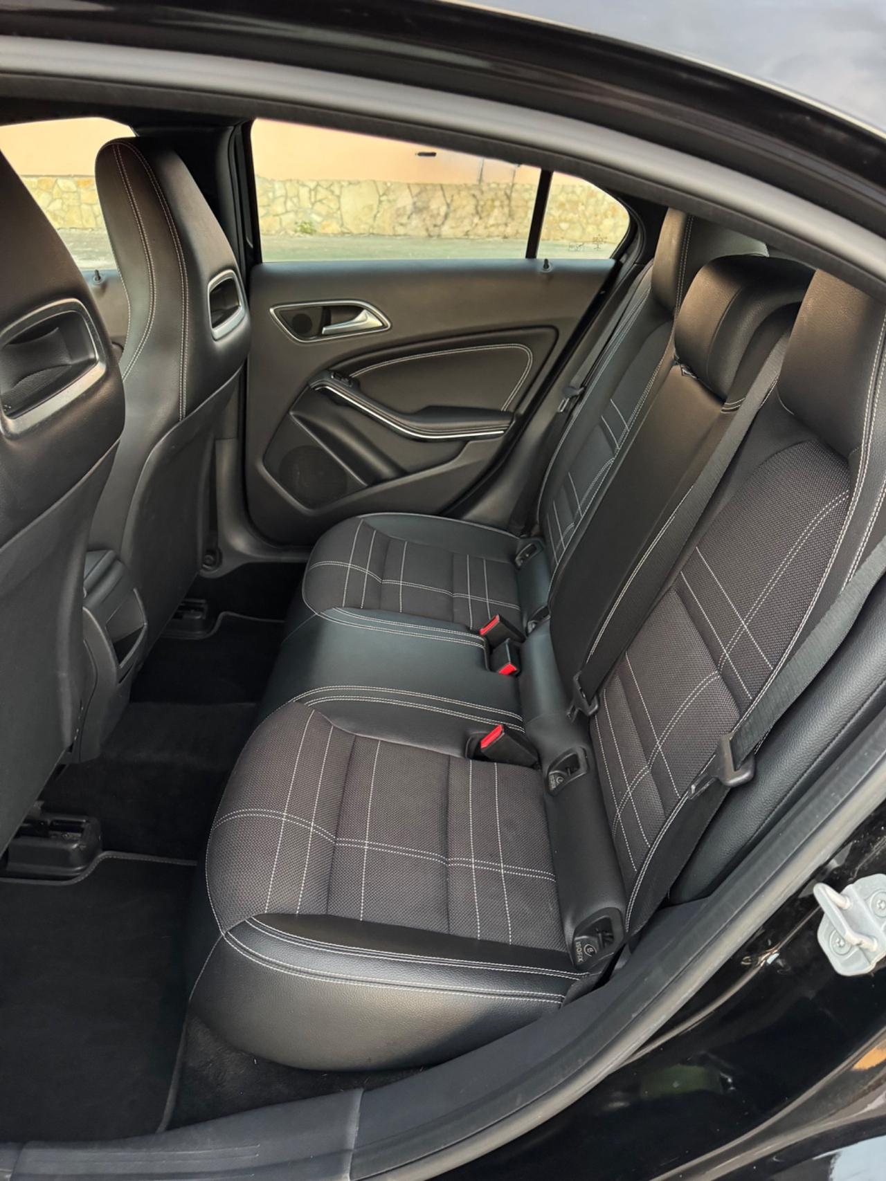 Mercedes Classe A 180 d CAMBIO AUTOMATICO