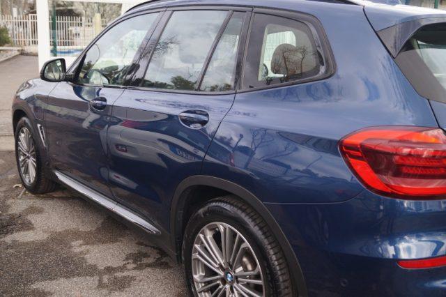 BMW X3 xDrive30e Luxury Line
