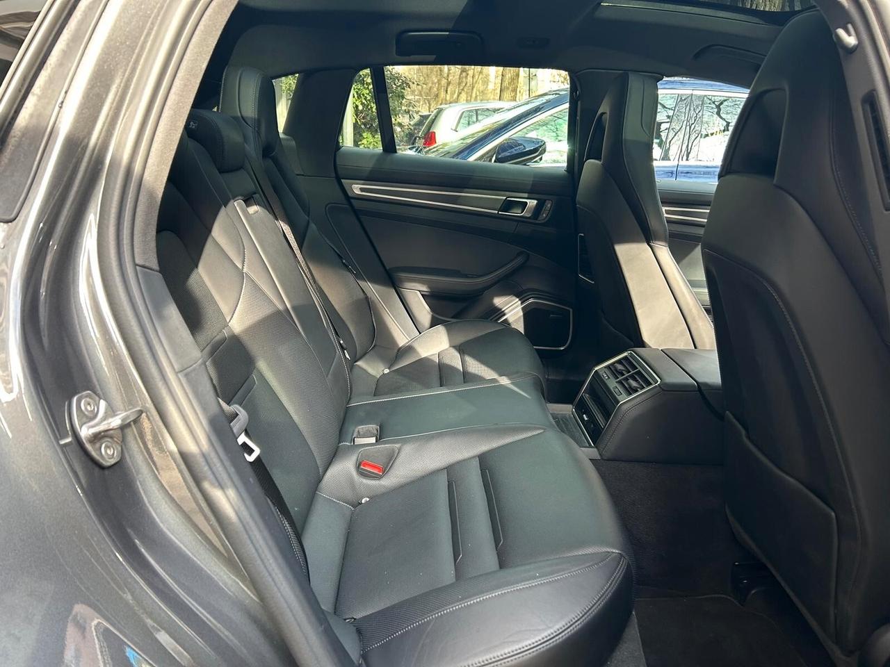 Porsche Panamera 2.9 4 E-Hybrid Sport Turismo Platinum Edition IVA ESPOSTA