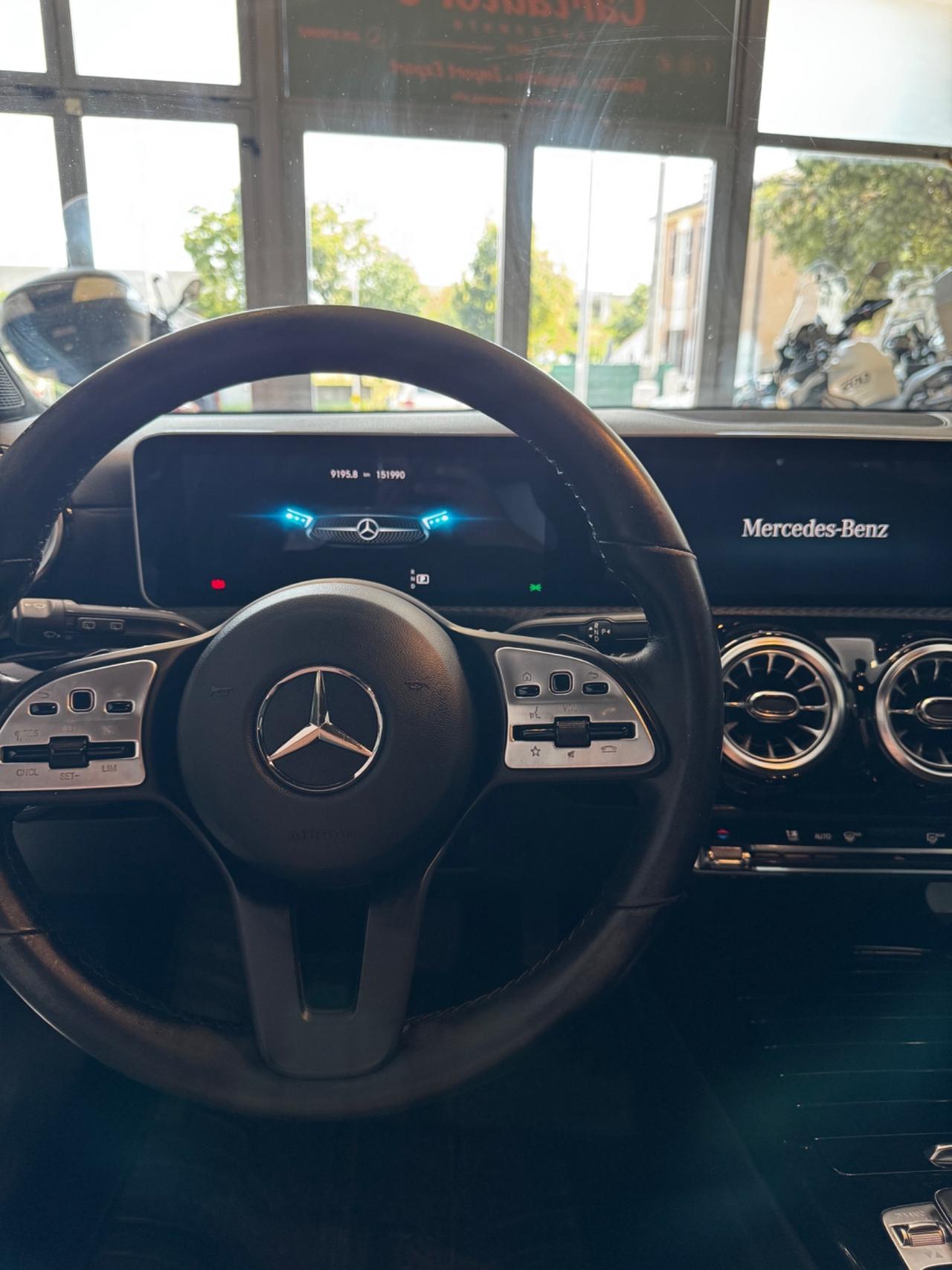 Mercedes-benz A 180 A 180 d Automatic Business Extra