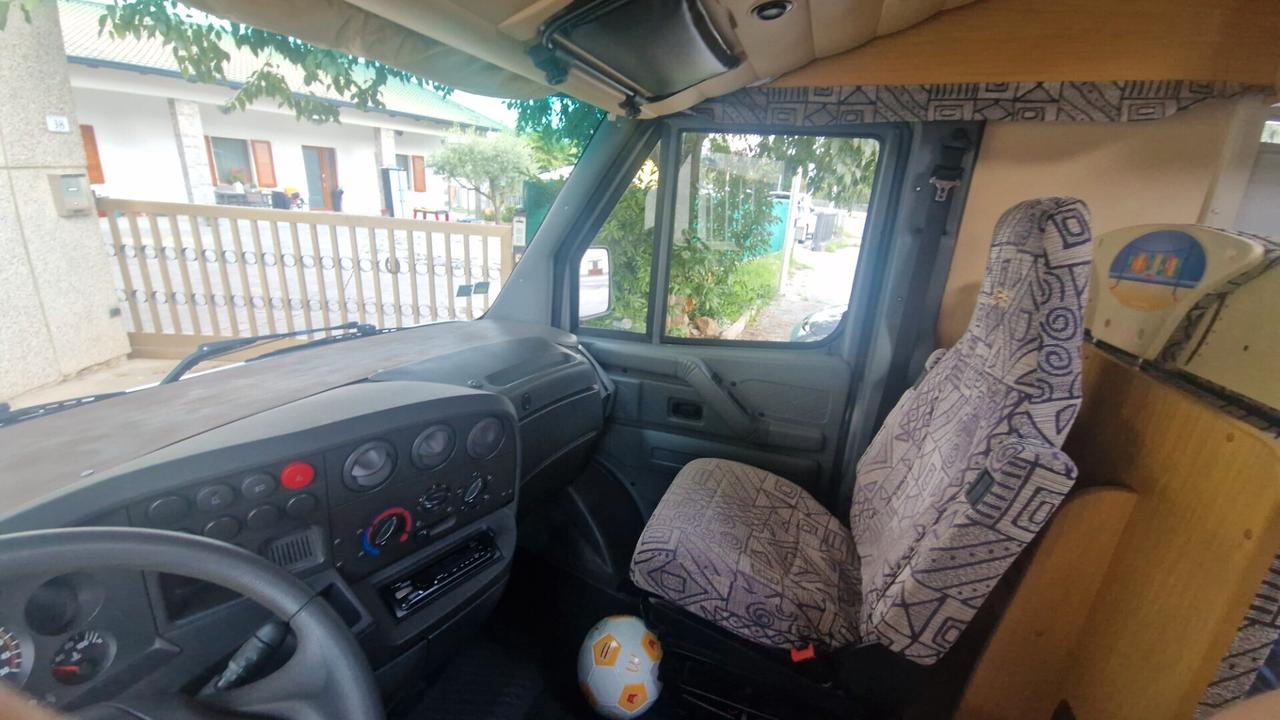Iveco Daily Camper Laika 2.8 diesel manuale 6 rapporti