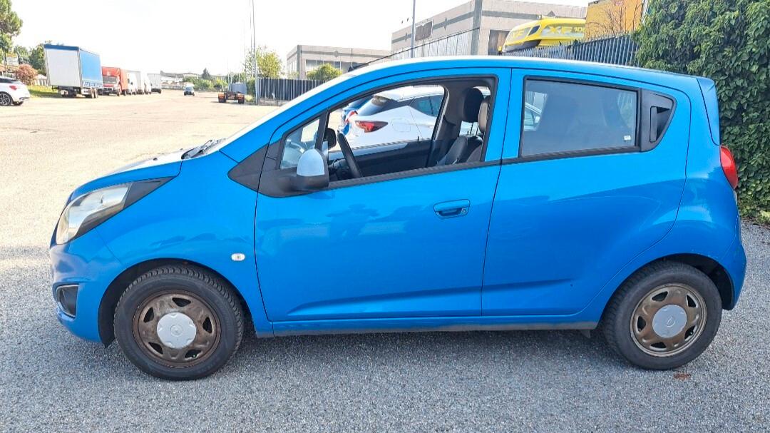 Chevrolet Spark 1.0 LT