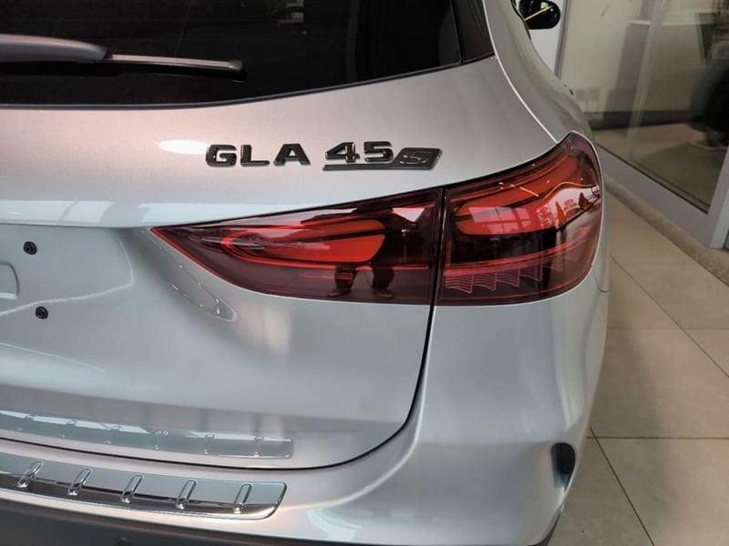 Mercedes-Benz GLA 45 S AMG 4Matic Premium