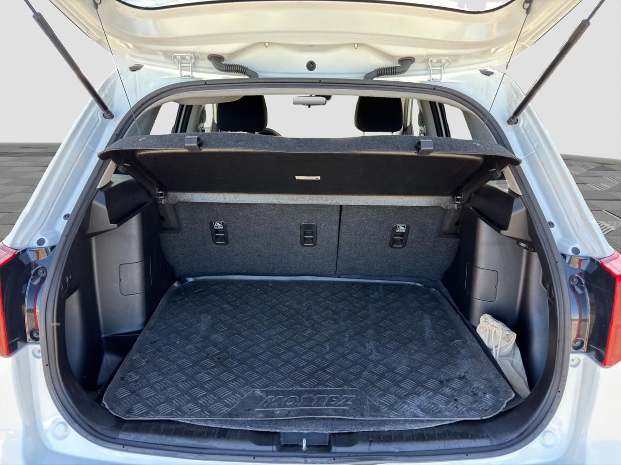 SUZUKI Vitara (2015) Vitara 1.4 Hybrid Cool