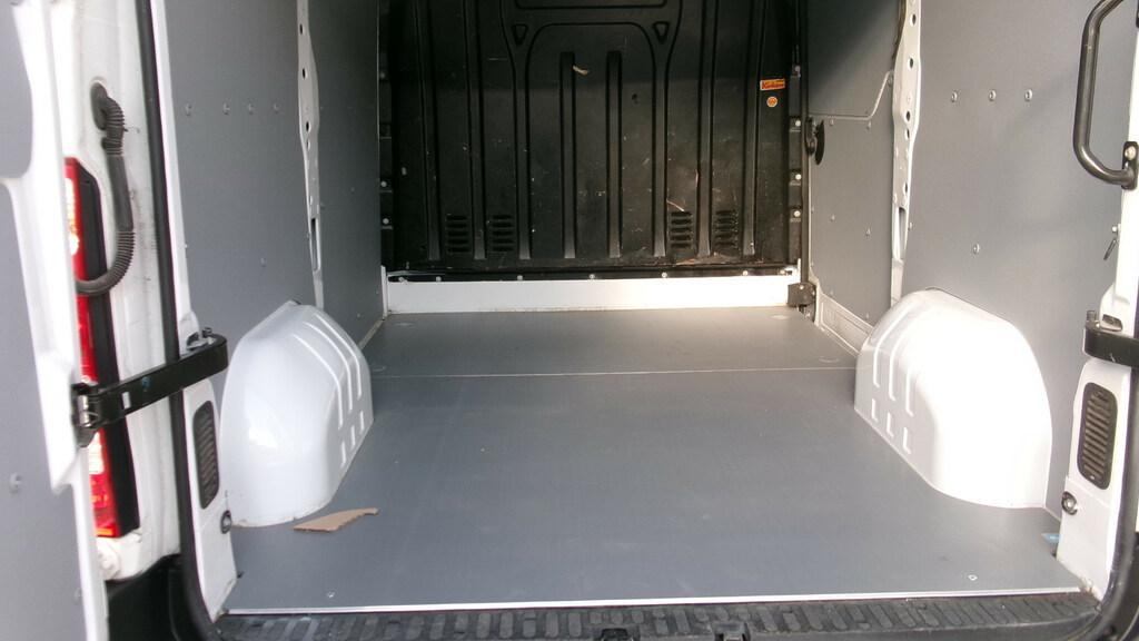 Renault Master T33 2.3 dci 110cv L1H1 Ice E6