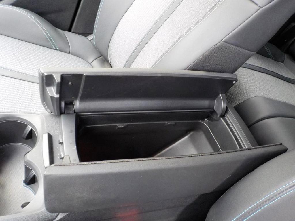 Peugeot 3008 Hybrid 136 e-DCS 6 Allure Pack