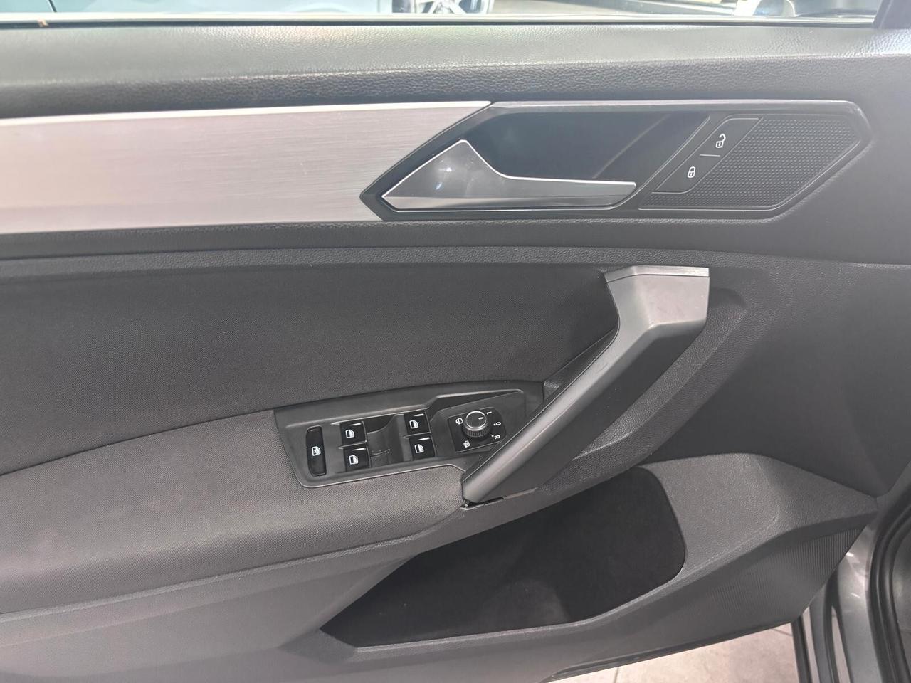 VOLKSWAGEN TIGUAN 2.0 TDI DSG NAVI-LED