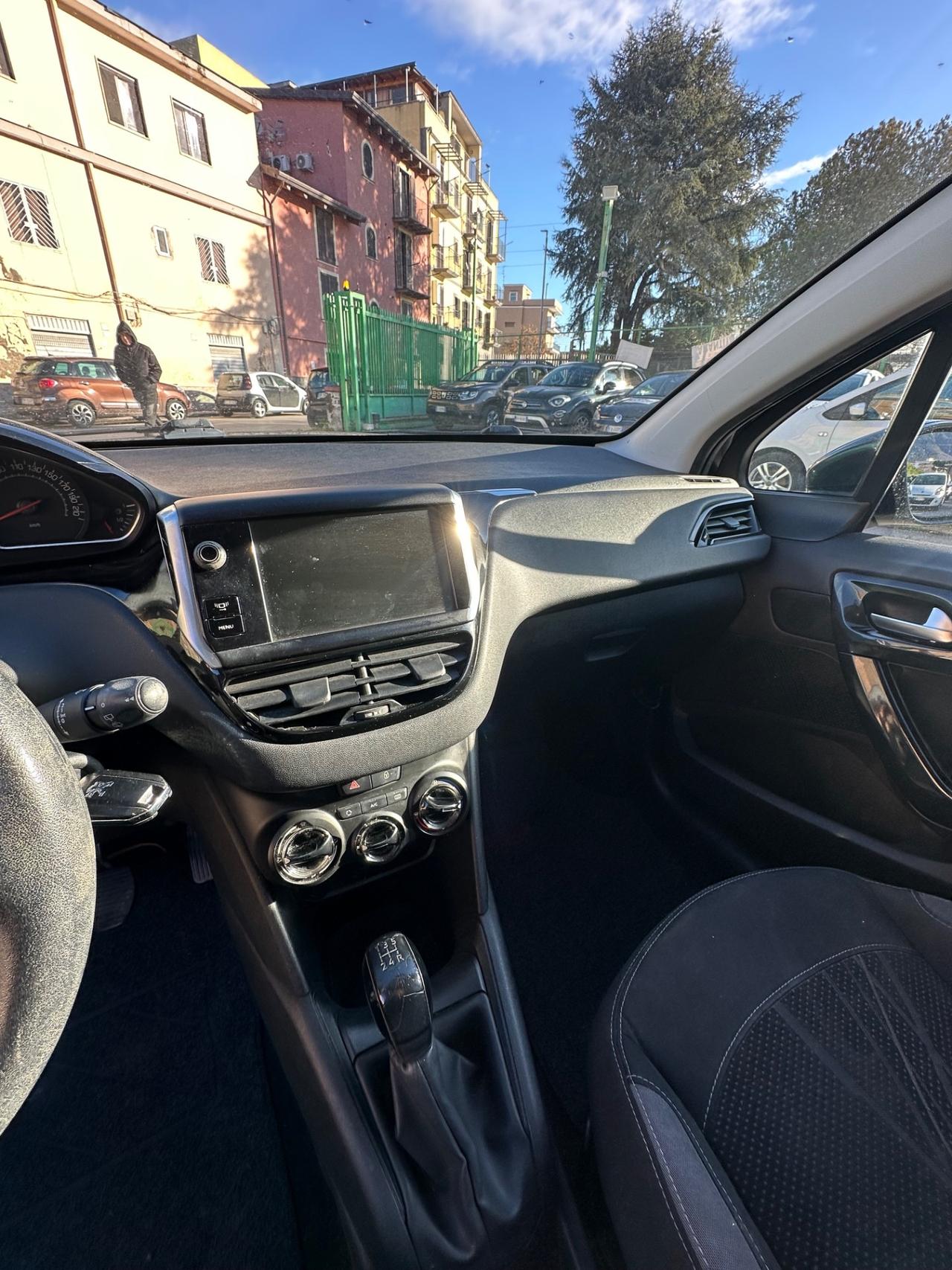 Peugeot 208 1.4 HDi 68 CV 5 porte Active