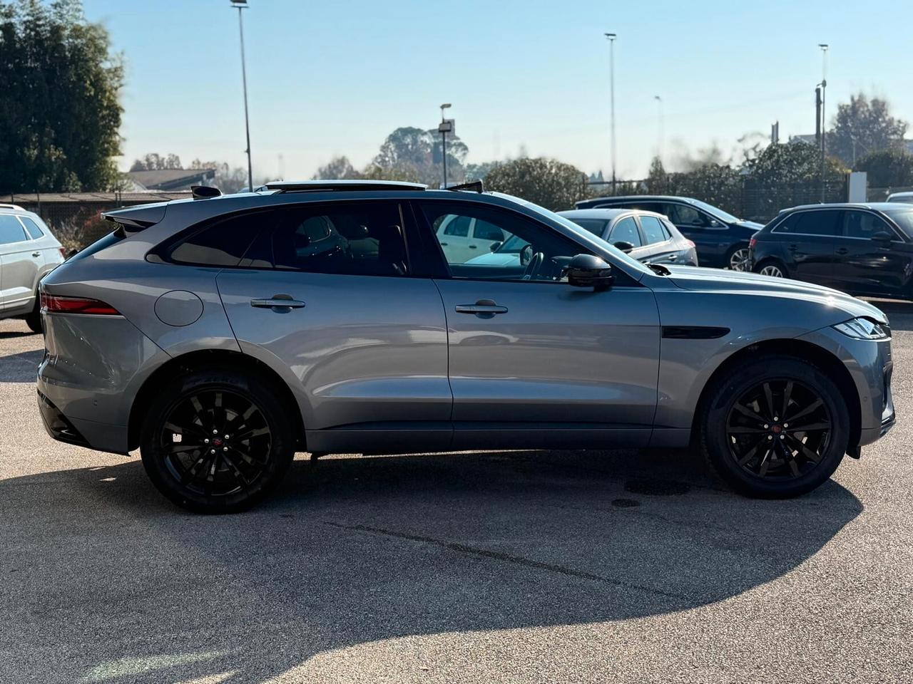 Jaguar F-Pace 2.0 D IBRIDA/DIESEL R-DYN FULL AFFARE