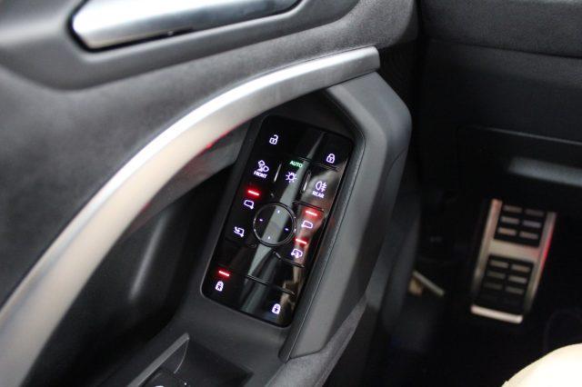 AUDI Q5 SPB 2.0 TDI Quattro S-Tronic S-Line KM0 MY25