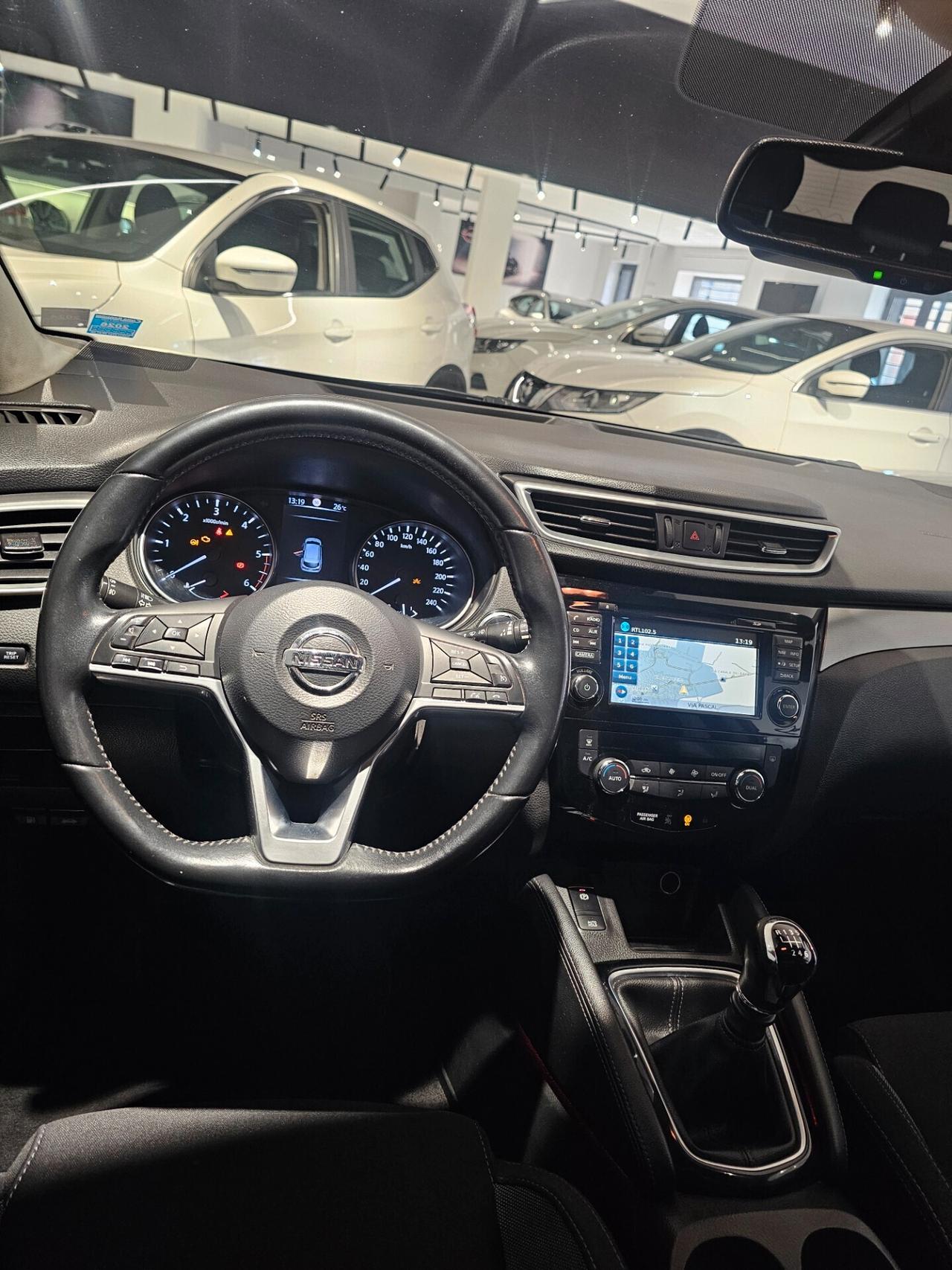 Nissan Qashqai 1.5 dCi N-Connecta