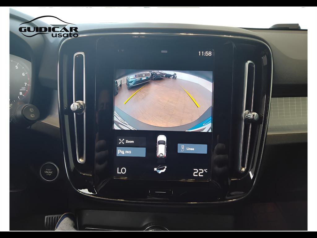 VOLVO XC40 - XC40 1.5 t2 Momentum Pro auto my21