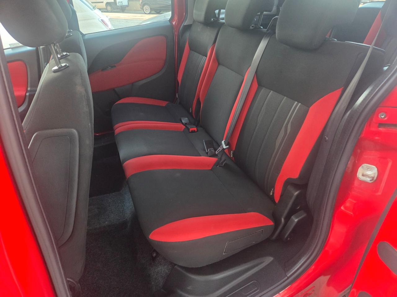 FIAT DOBLO' ANNO 2016 1.6 MJET 7 POSTI KM CERTIFICATI