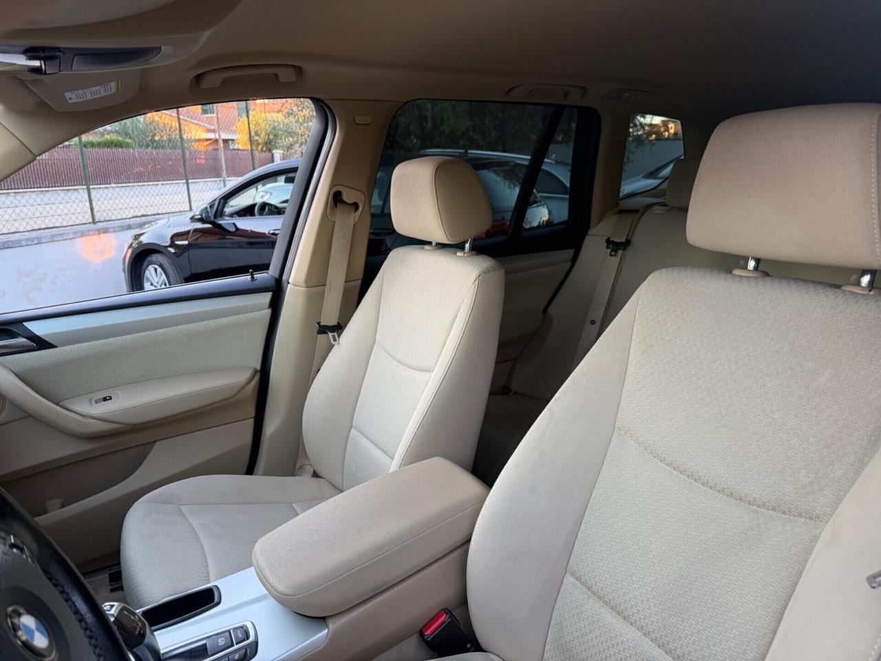 Bmw X3 20d xDrive 184cv interni Beige