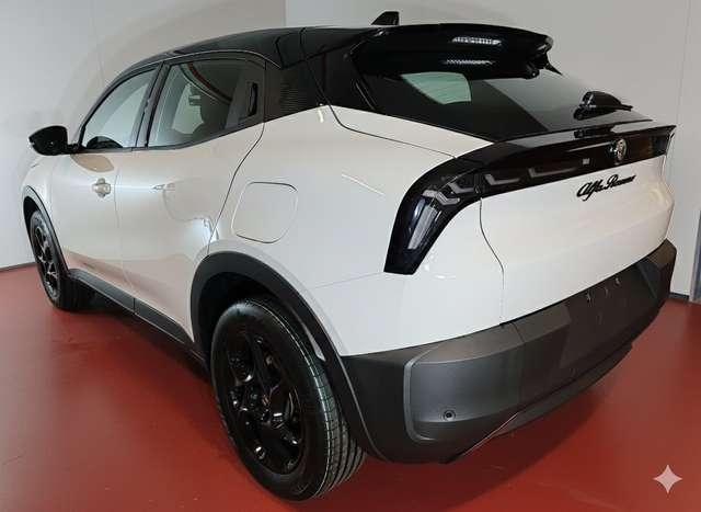 Alfa Romeo Junior 1.2 Hybrid 48V 145cv Edct6