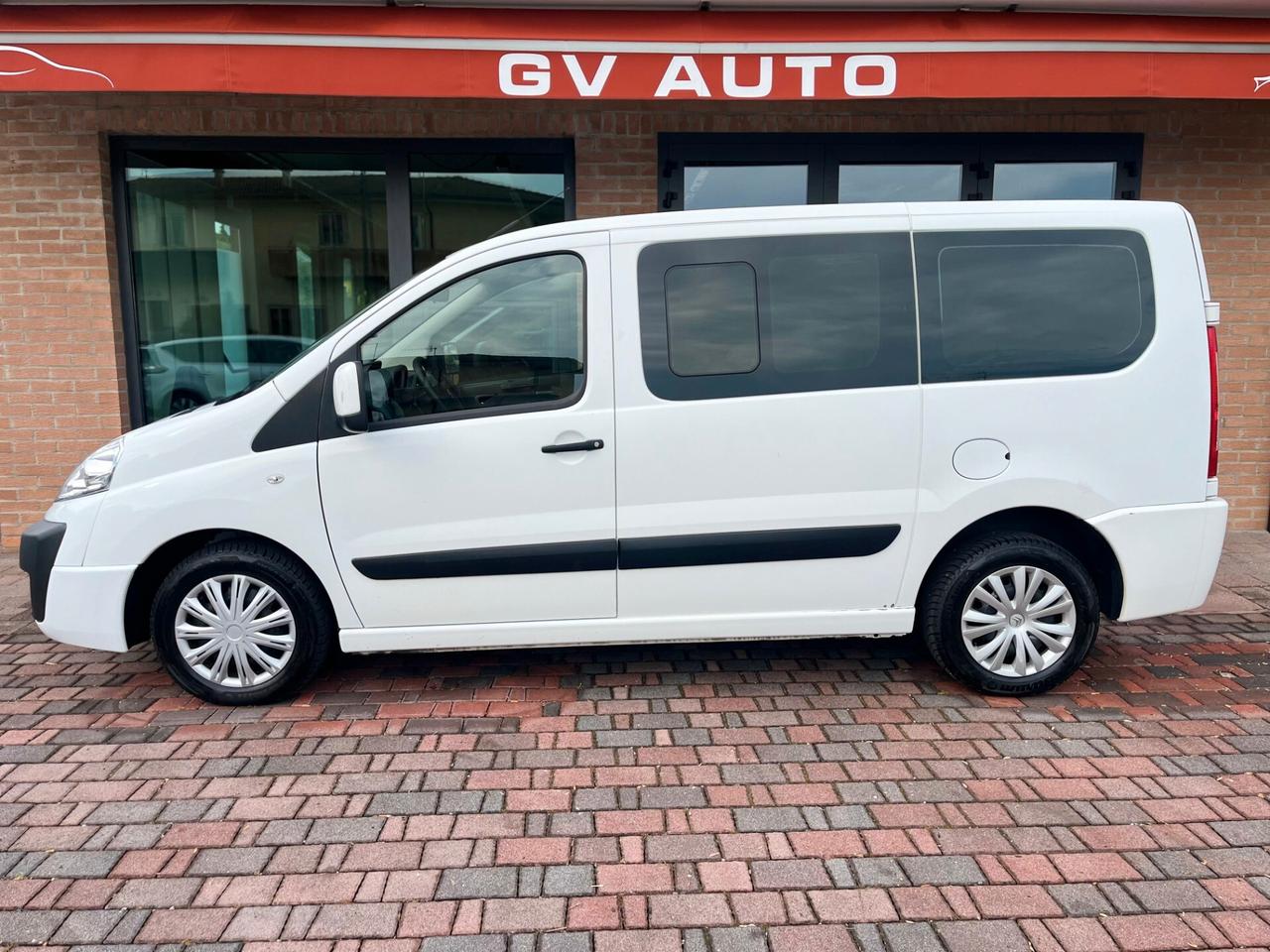 Citroen Jumpy 2.0HDI 9 posti gancio traino