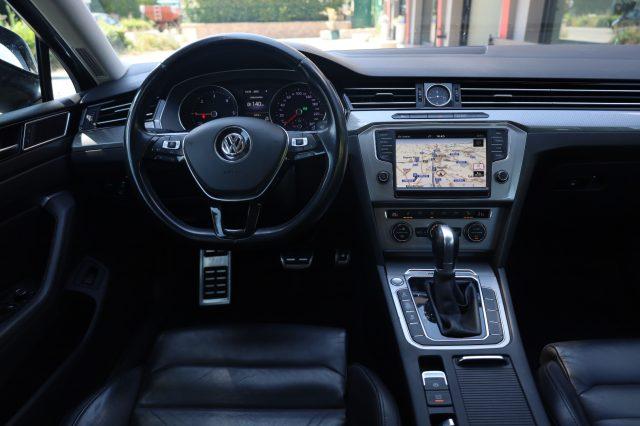 VOLKSWAGEN Passat Alltrack 2.0 BiTDI 240CV 4MOTION DSG Executive LED Pelle E6