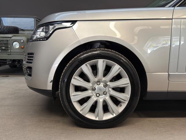 LAND ROVER Range Rover 3.0 TDV6 Autobiography