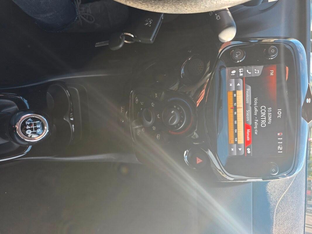 PEUGEOT 108 VTi 72 S&S 5 porte Allure