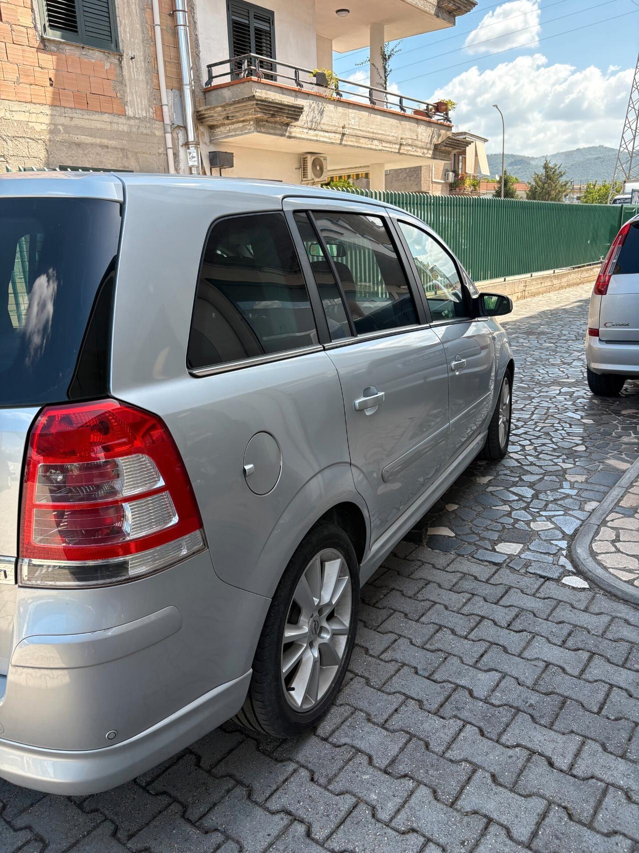 Opel Zafira 1.9 CDTI 120CV 7 POSTI COSMO