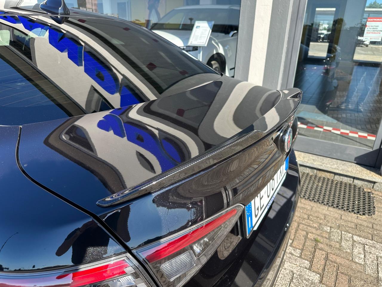 Alfa Romeo Giulia 2.9 t V6 Quadrifoglio 510cv Akrapovic - Dischi Carboceramici- Impianto Hartman & Kardon