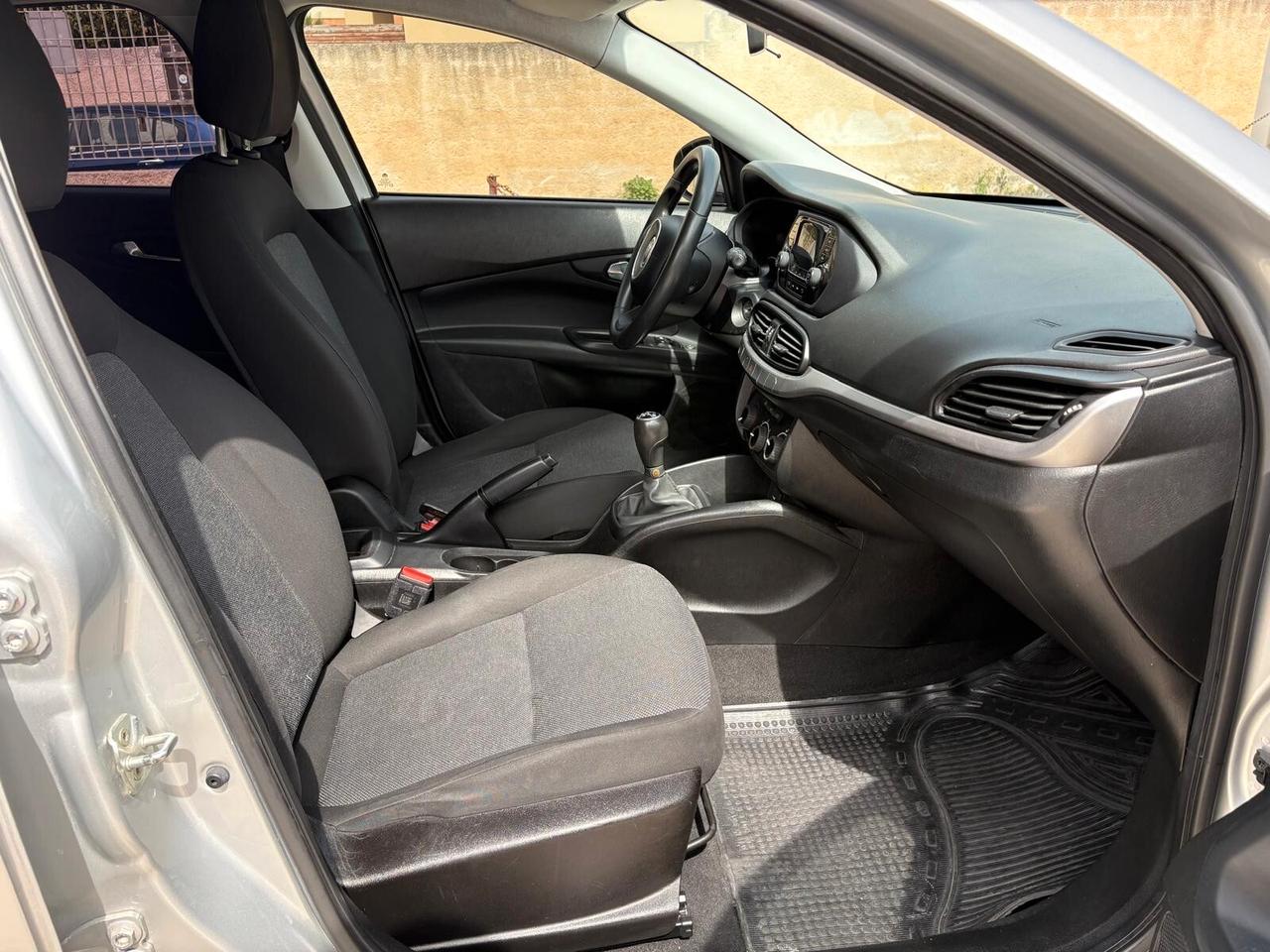 Fiat Tipo 1.3 Mjt S&S 5 porte Easy 95CV