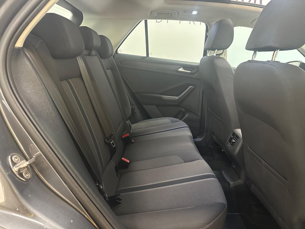 Volkswagen T-Roc 1.6 TDI SCR Advanced BlueMotion Technology