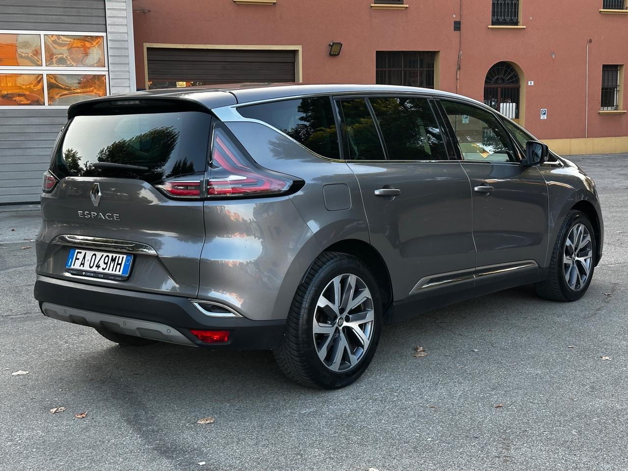 Renault Espace dCi 160CV EDC Energy Initiale Paris 4Control