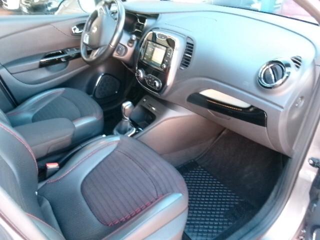 Renault Captur TCe 120 CV EDC Start&Stop Energy Initiale Paris