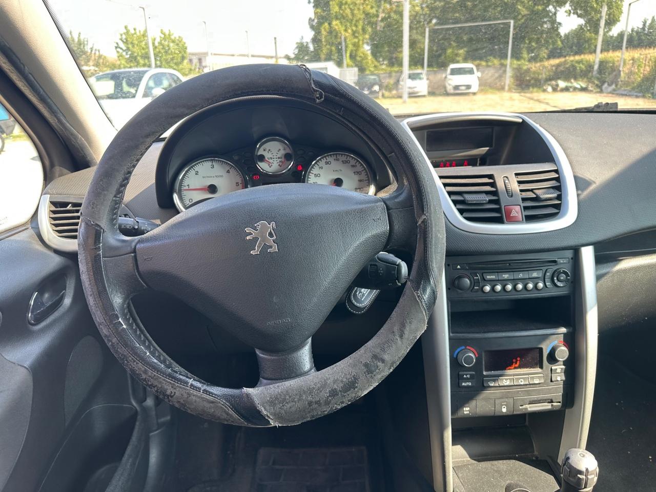 Peugeot 207 1.4 HDi 70CV 3p. X Line