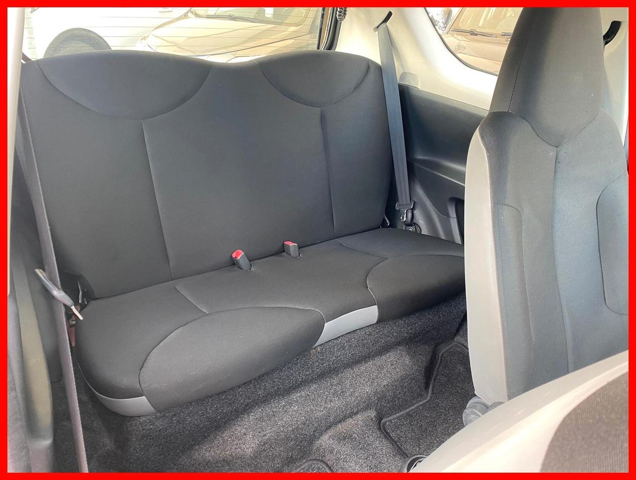 Toyota Aygo 1.0 12V VVT-i 3 porte Lounge Connect