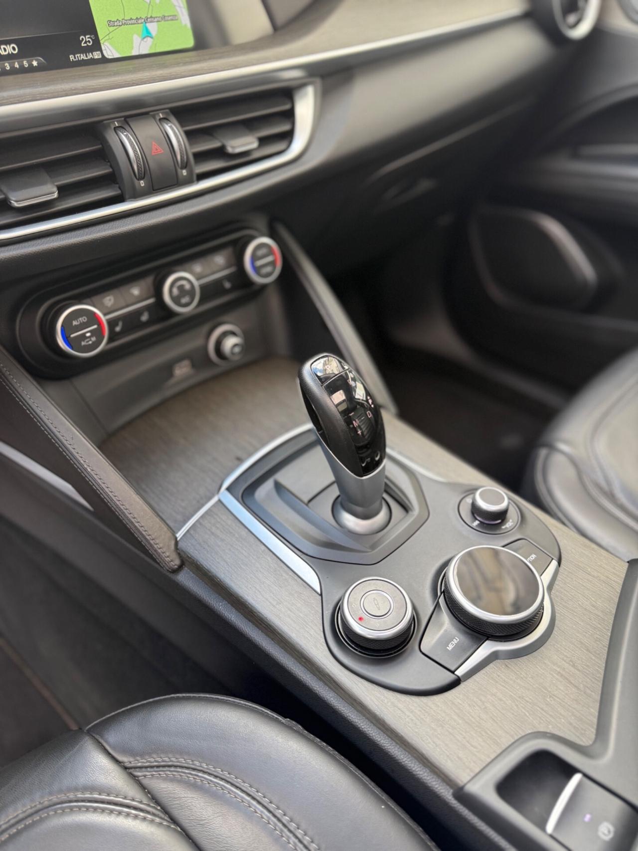 Alfa Romeo Stelvio 2.2 210 CV Q4 TETTO SOSP. FULL!