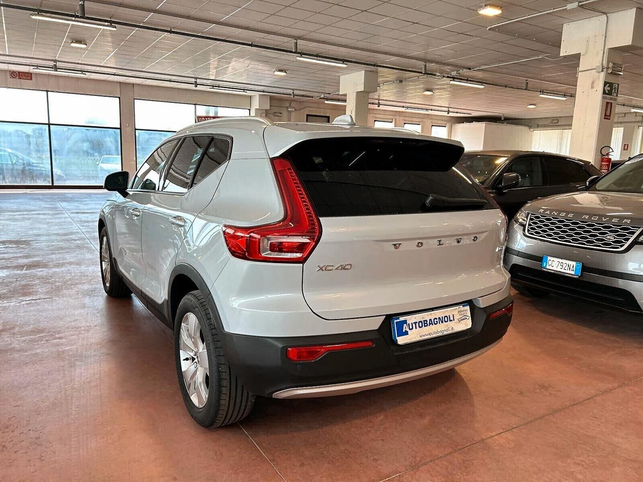 Volvo XC40 MOMENTUM PRO D3 Geartronic