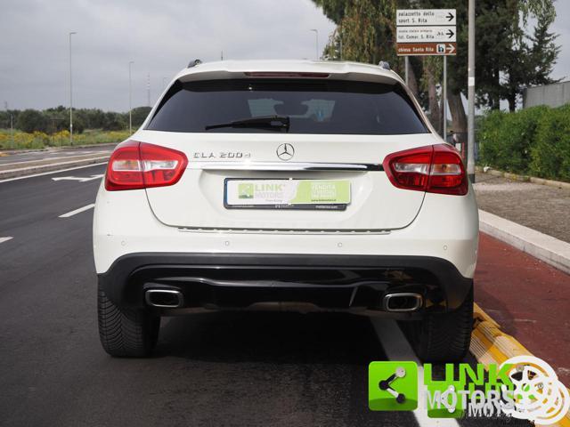 MERCEDES-BENZ GLA 200 d Sport autom