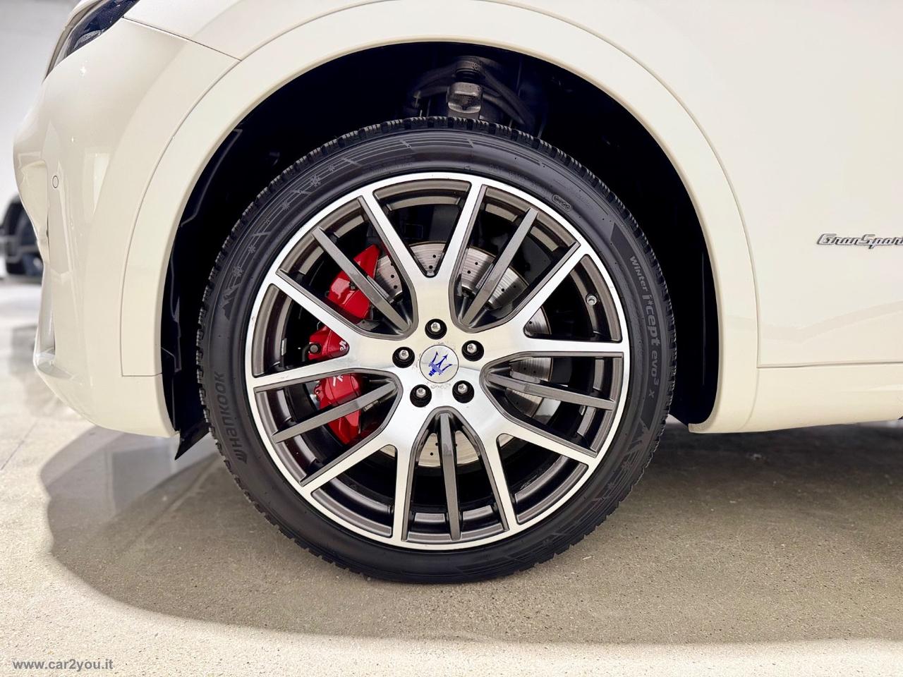 MASERATI Levante 3.0 V6 AWD Q4 Gransport 350CV