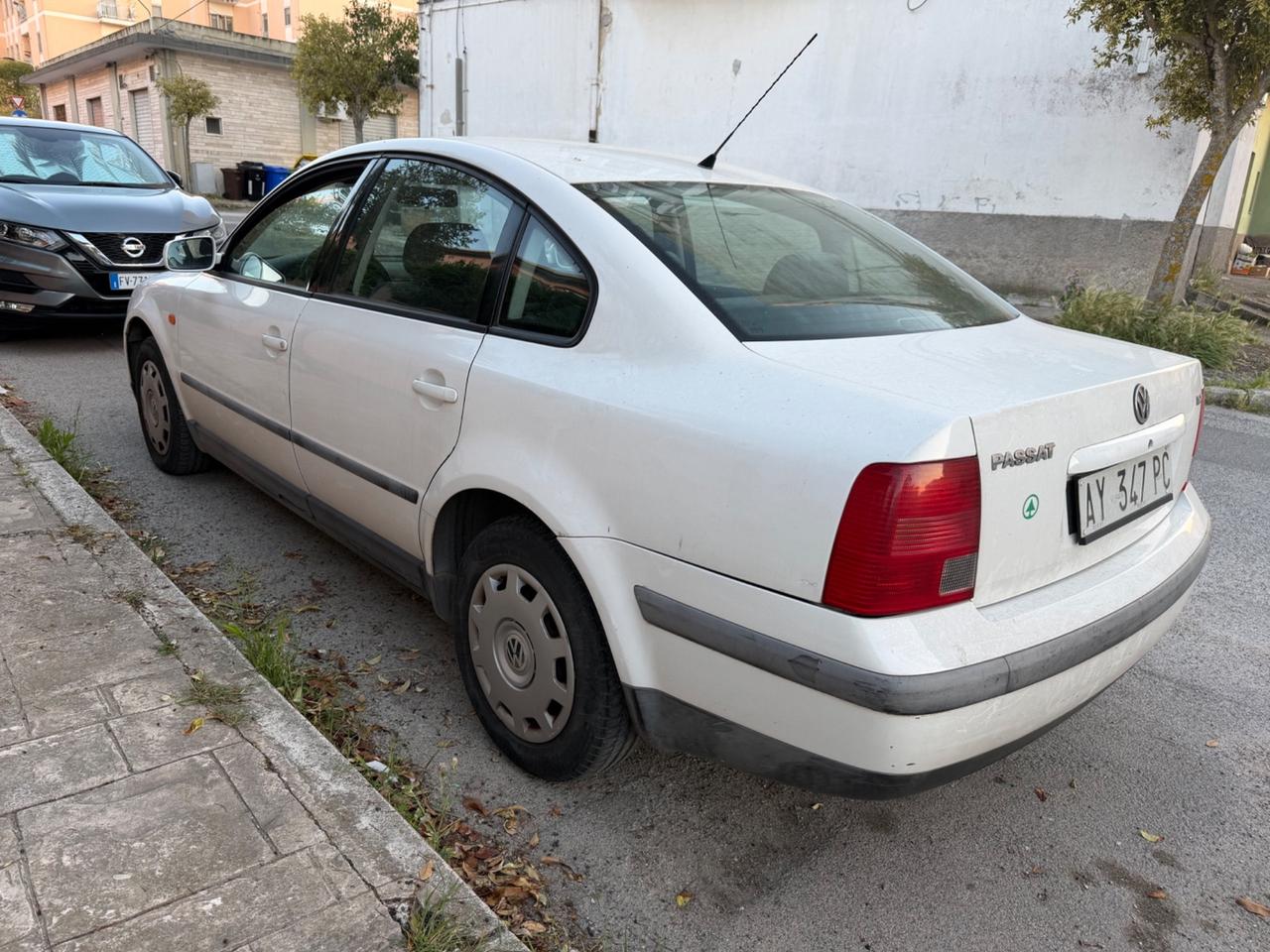Volkswagen Passat 1.9 TDI/110 CV cat