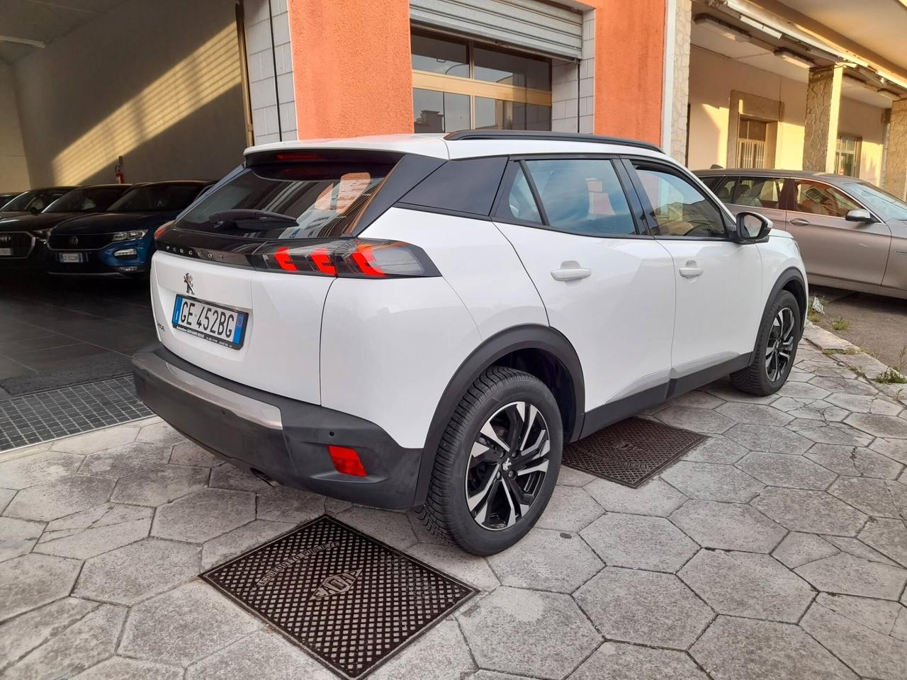 PEUGEOT 2008 1.5 BLUEHDI ALLURE
