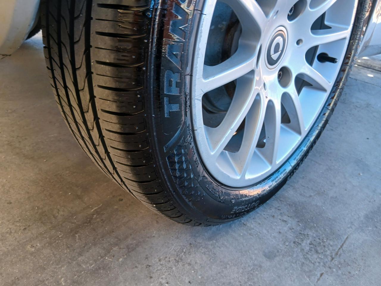 Smart ForTwo 1000 mhd idroguida clima 2011
