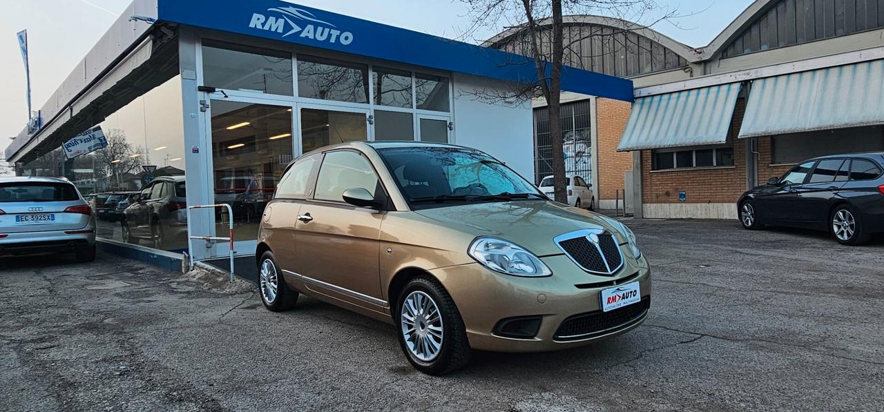 Lancia Ypsilon 1.2 Argento