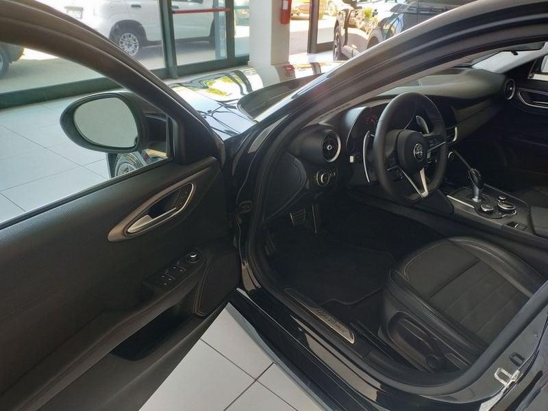 Alfa Romeo Giulia Giulia 2.2 Turbodiesel 180 CV AT8 Super