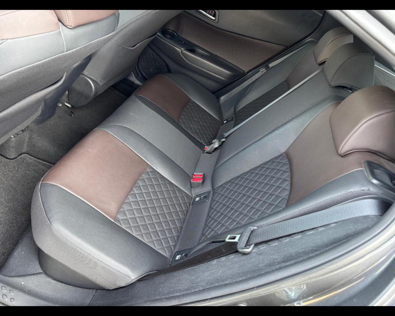 Toyota C-HR I 2016 - C-HR 1.8h Lounge 2wd e-cvt my18