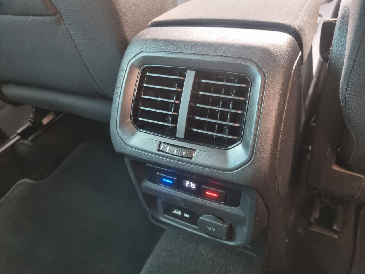 Volkswagen Tiguan 2.0 TDI 150 CV SCR DSG Business