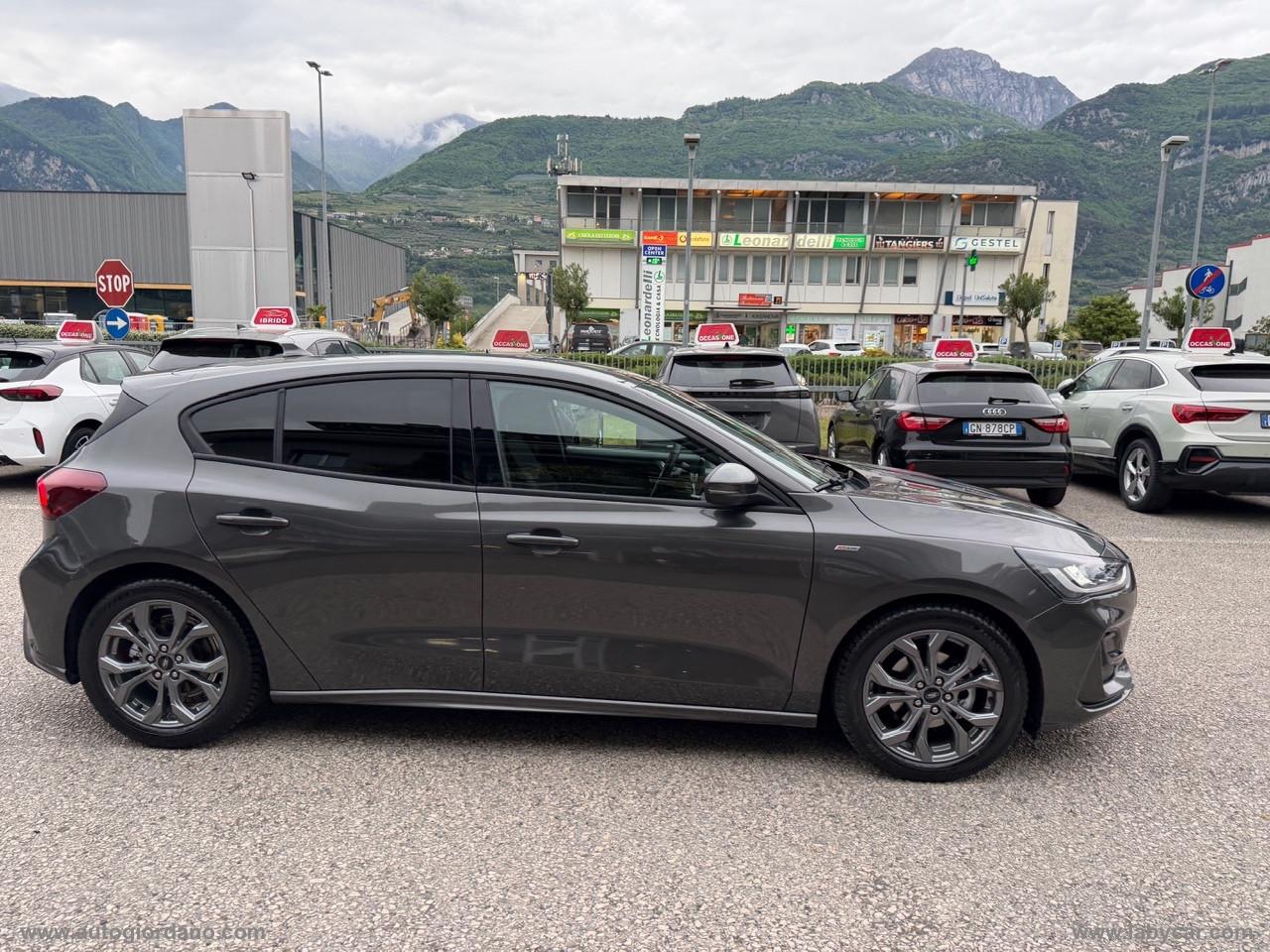 FORD Focus 1.0 EcoBoost Hybr.125 5p.ST LINE SYNC 4 NAVIGATION TOUCH 13.2