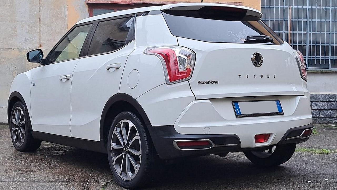 Ssangyong Tivoli 1.6D 4WD DREAM AUTOMATICO